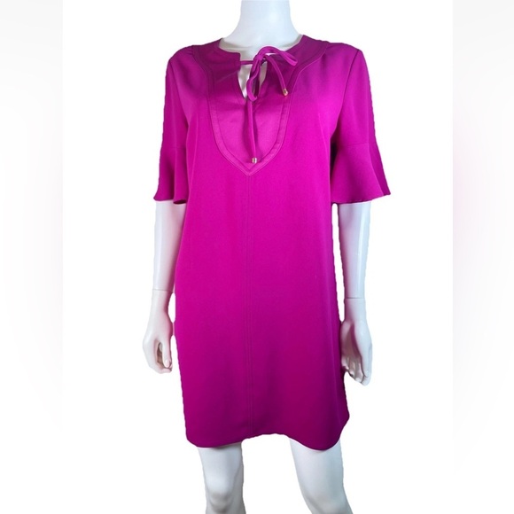 TRINA TURK Sz 8 Magenta Short Bell Sleeve Crepe Shift Dress Wedding guest VACA - Picture 1 of 12
